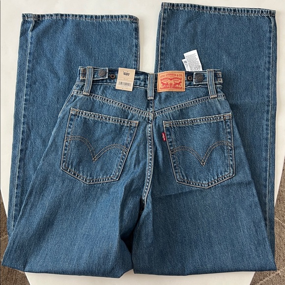 NWT LEVI'S CINCH BAGGY JEANS IN CHASING DREAMS SIZE 25x31 $80 - Picture 4 of 6